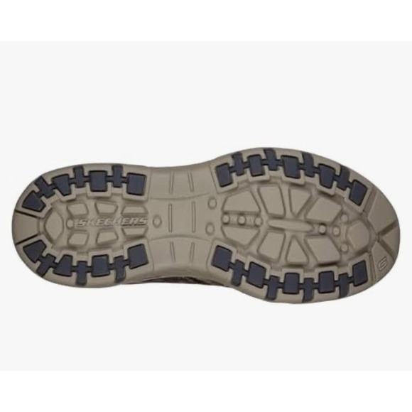 SKECHERS Men\'s Memory Foam Slip On Shoes Loafer 204331 CAMO NEW IN BOX SZ‎ 10.5